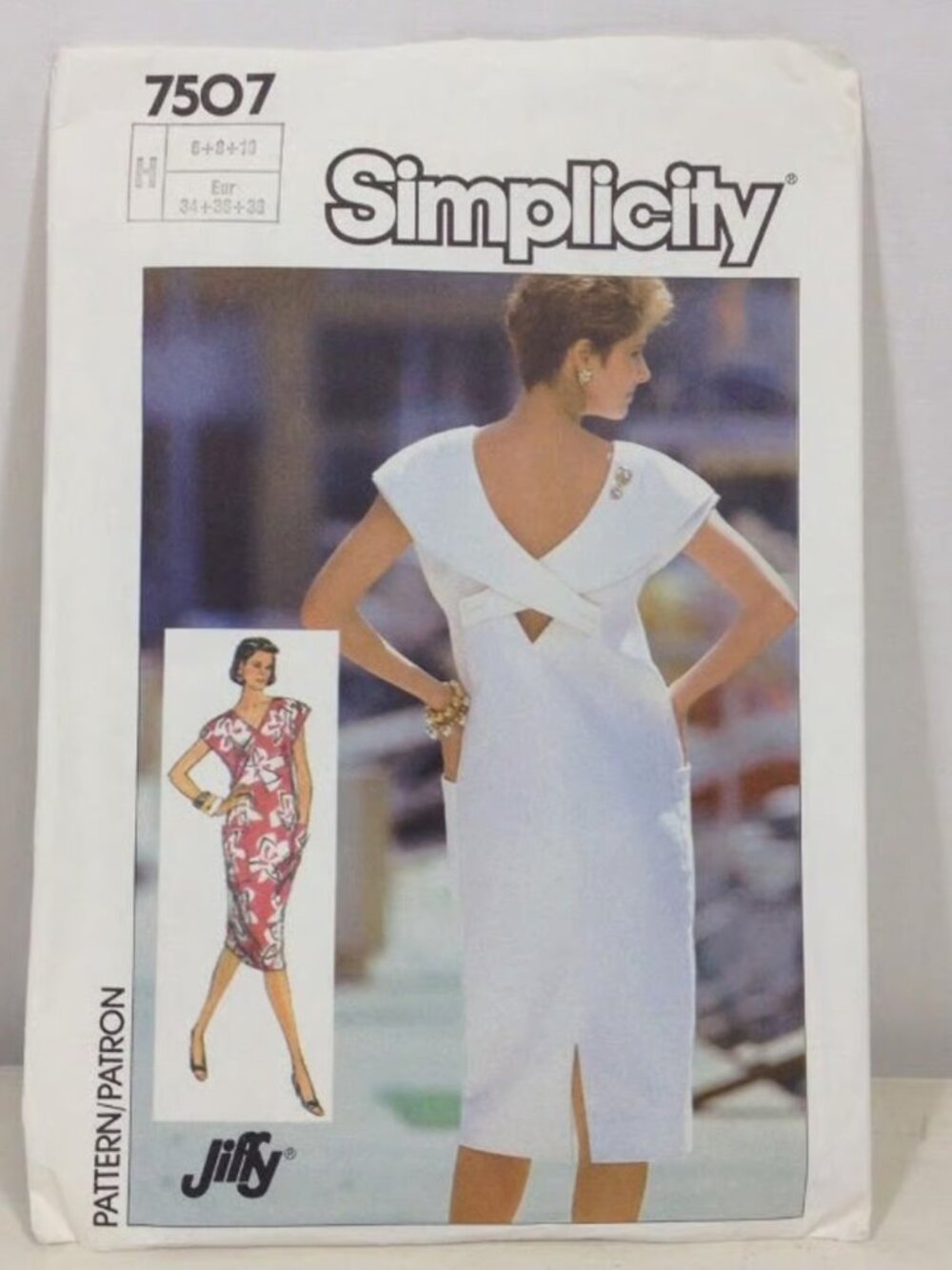 Simplicity 7507 Vintage Fitted Dress Misses size 6-8-10